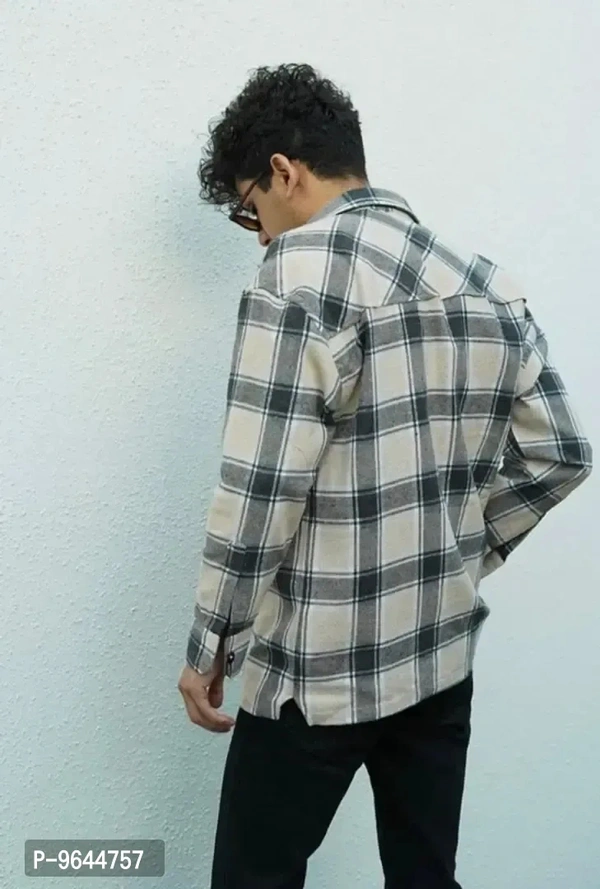United Style Casual Shirt / Checks Shirt / Denim Shirt - M