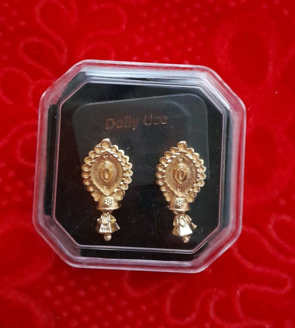 Earring 