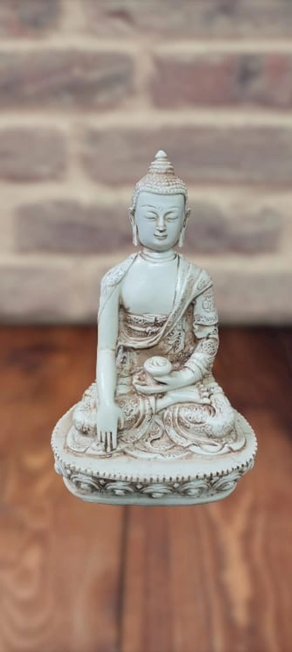 PJH Medium Size Polyresin Meditating Buddha Statue for Home Decor, Yoga Room, and Spiritual Ambience. - L 3.5 x B 2 x H 5.5 Inch., Polyresin, 278 Gms., Box