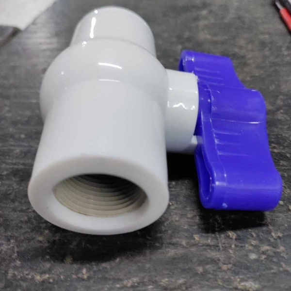 Ball valve PP 0.75" Threded