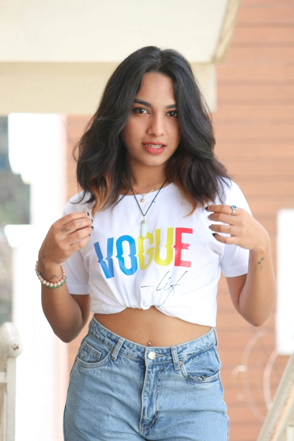 FERA UNISEX VOGUE ROUND NECK T SHIRT - White, S