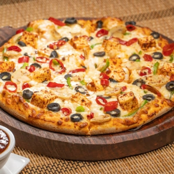 Paneer Veg Pizza  - Large 10 Inches
