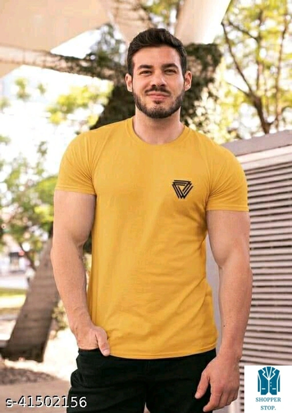 ☄️Trendy Fabulous Men Tshirts*