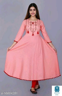 Catalog Name:*⚡Women Rayon Anarkali Embroidered Yellow Kurti*Fabric: RayonSleeve Length: Three-Quarter SleevesPattern: Embroidered