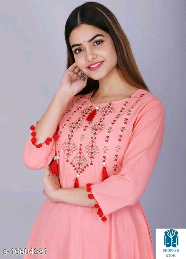 Catalog Name:*⚡Women Rayon Anarkali Embroidered Yellow Kurti*Fabric: RayonSleeve Length: Three-Quarter SleevesPattern: Embroidered