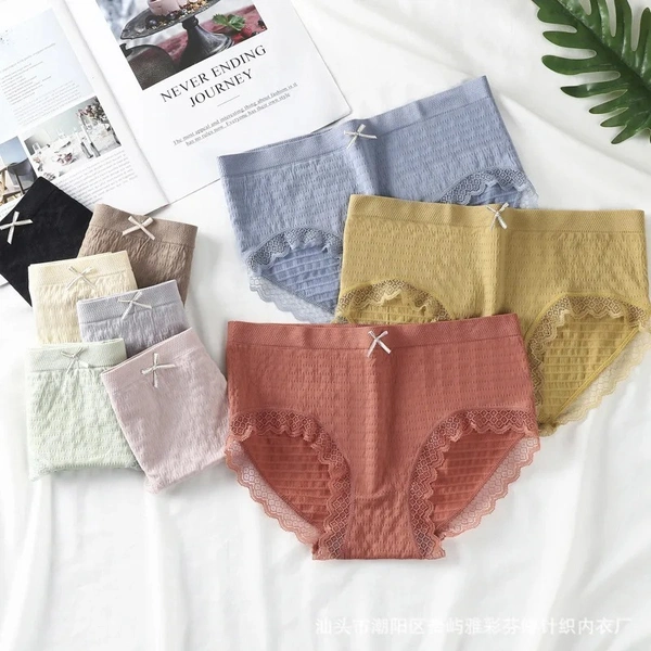 Mid Waist Women Breathable Panties - M ( 28-30 CM), 4