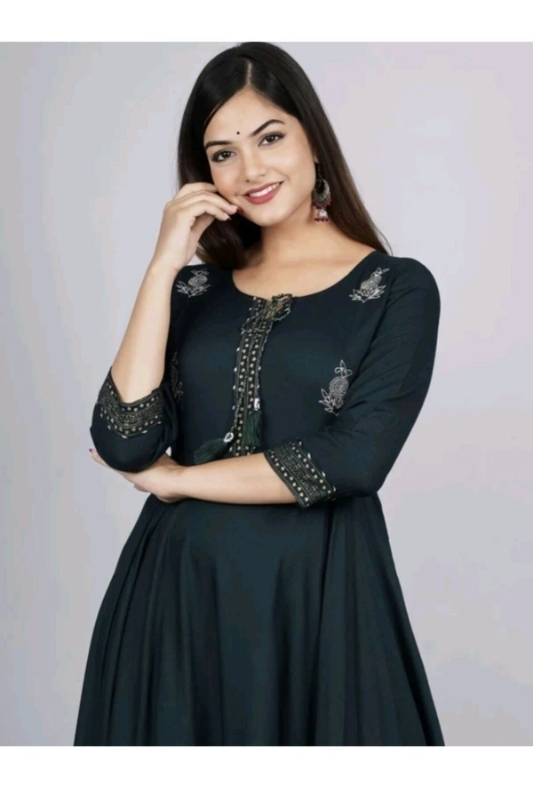 Shubham Suiwal Sanganer Free Delivery  ₹340 WCP Women Printed Kurta 3g940y M 329 - Dark Green, S