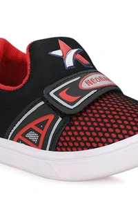 SHREE SHYAM TRADERS  ₹165 WCP Boys & Girls Velcro od66eg M 310 - Red, 3C