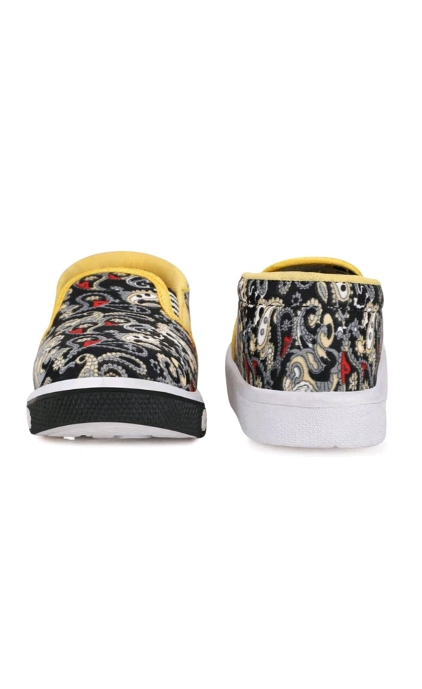 RAJ INDUSTRIES  ₹165 WCP Casual Shoes For Boys & Girls gzqgkl M 333 - Pink - Yellow, 7C