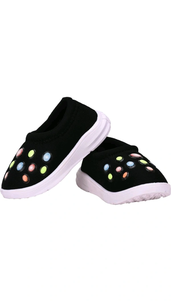 RAJ INDUSTRIES Free Delivery  ₹165 WCP Boys & Girls Slip On zzky4l M 264 - White, 3.5C