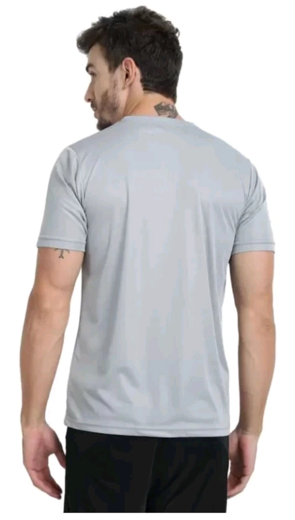 VSK ONLINE SERVICES  ₹170 WCP Printed Men Silver T-shirt ga42q7 M 220 - Light Grey, XL