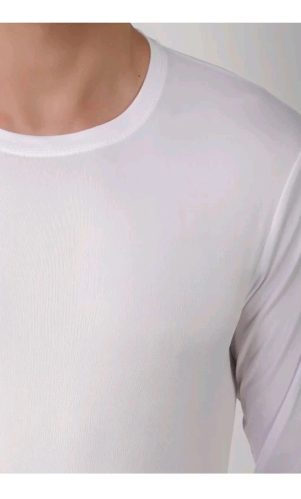 Munnu Garments  ₹121 WCP Solid Men T Shirt qusr5p M 291 - S, White