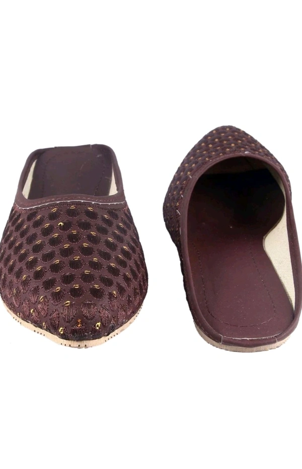 ZAISHA  ₹172 WCP Women Flats fzz8fw M 252 - Brown, 5