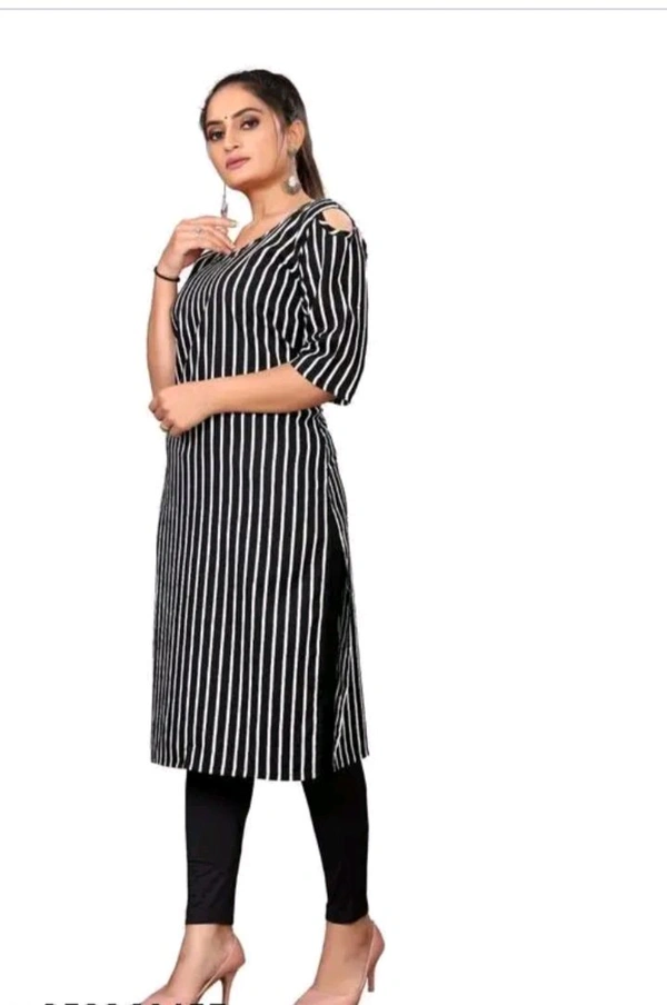ZB0002USD$10 DHANLAXMI SILK MILLS Name: Women Printed Crepe A-line Kurta Fabric: Crepe
Sleeve Length: Three-Quarter SleevePattern: Stripe Combo of: Single
Sizes India rb.gy/cd87ev