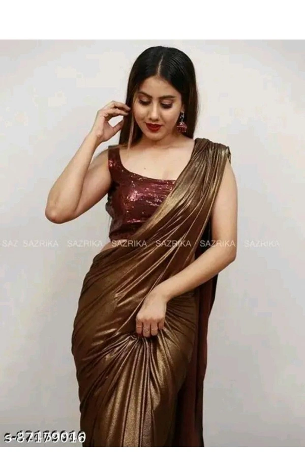 ZB0021 USD$ 13 Juicee Collocation Surat India Coffee Lycra  Blend  Saree With Blouse rb.gy/7sda88

