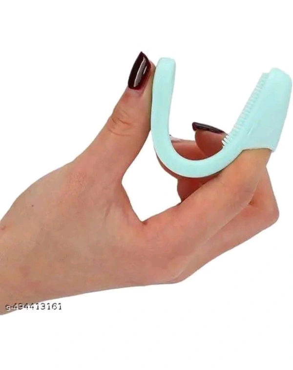 ZA0072 USD $ 09.00 GOLDENENTERPRISEE Name: Face brush 2 Pcs Silicone Face Cleaner Blackhead Remover Brush Cleanser Nose Pore Brush Finger Scruber Tool Facial Skin Cleaner Massage Brush blue and pink rb.gy/w2fvi8