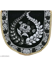 ZA0089 USD $ 13.00 Ex-cell loomtex , Panipat Name: Ex-cell presents designer sofa cover of very soft fabric. rb.gy/pasgcy

