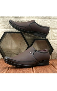 ZB0025 USD$ 13 SBN SALES JAIPUR Slip On For Men Brown rb.gy/0tpjub