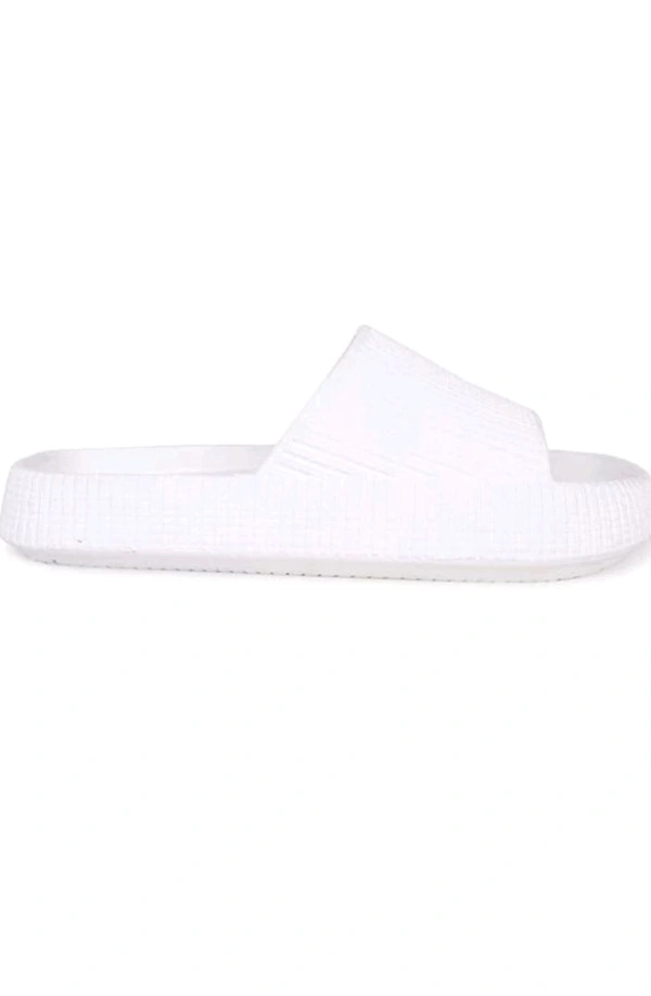 ZB0027  USD$ 10 TUSHIKA FOOTWEAR 