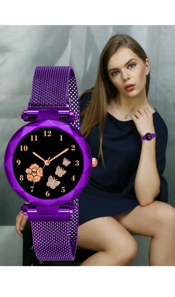 ZB0044 USD$ 10 GLOBLE ENTERPRISES New DJ SDR37 Analog Watch - For Girls 