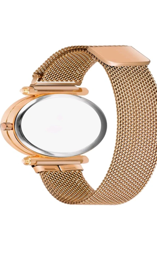 ZB0048 USD$ 10 GLOBLE ENTERPRISE New DJ SDR23 Analog Watch - For Girls rb.gy/rqh508