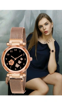 ZB0048 USD$ 10 GLOBLE ENTERPRISE New DJ SDR23 Analog Watch - For Girls rb.gy/rqh508