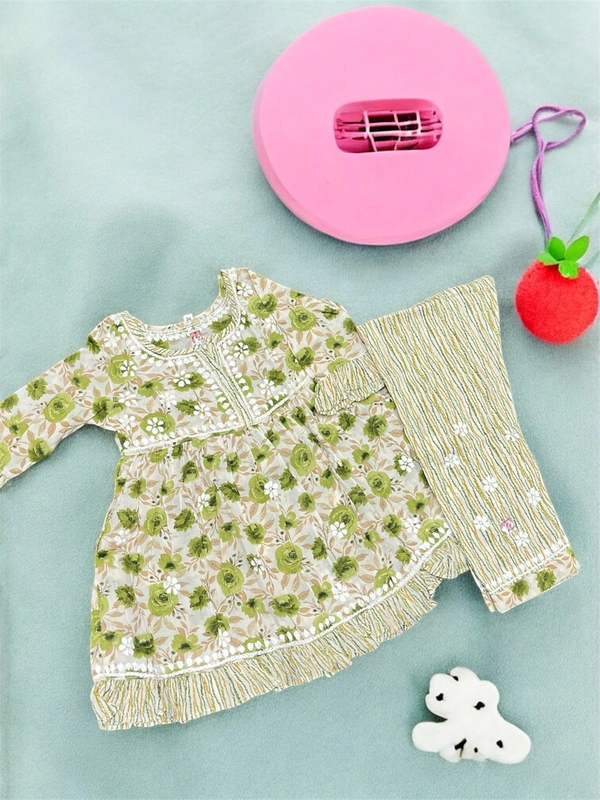 Kids Chikankari  Co-ord Sets In Mulmul Print(Mehndi Green) - 26, Mehndi Green