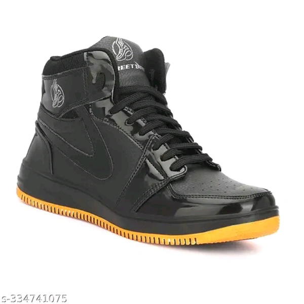 Nike Classic Nike Sneaker Black With Extra Durability And Premium Looks.. (4) - Black, 6