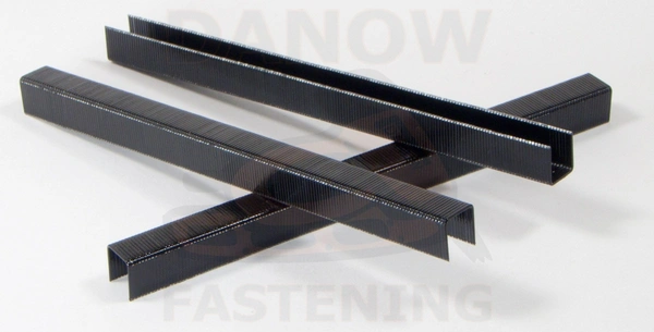DKA BLACK COATED STAPLES