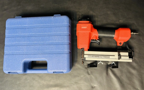 SOKO Elite Stapler V 1015 Pneumatic - V1015
