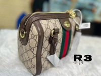 Gucci Speedy Model WITH GUCCI CARRY DUST BAG WITH CHAIN TAG WITH  BRANDING ON RUNNER & INNER TAG SLING & TRENDY HANDBAG - Brown, 10/9