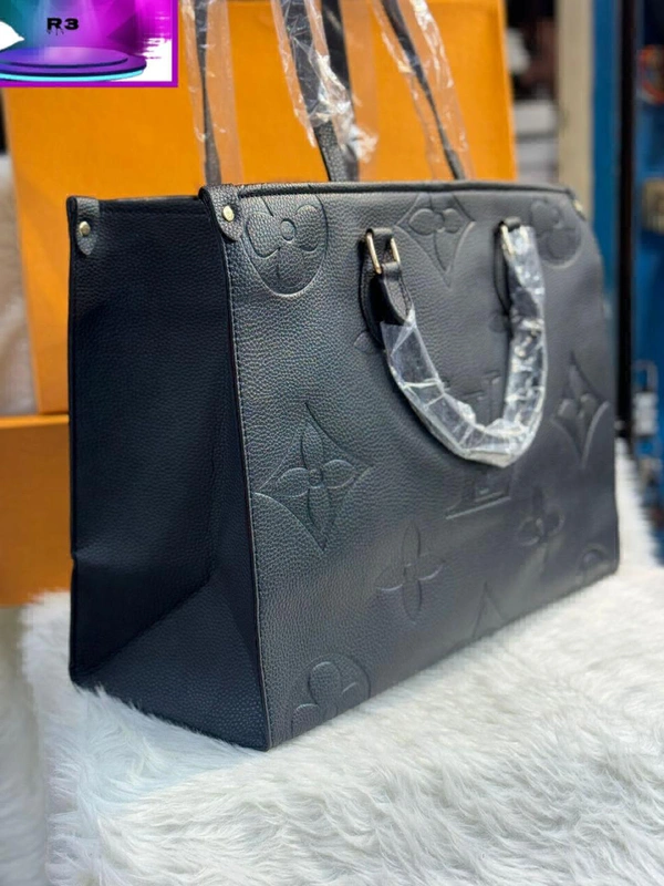 LOUIS VUITTON ON THE GO  (BLACK EMBOSS)MIRROR COPY   BIG SIZE TOTE  WITH OG DUST COVER VERY SUPERIOR LEATHERSIZE. - Black, 13/16