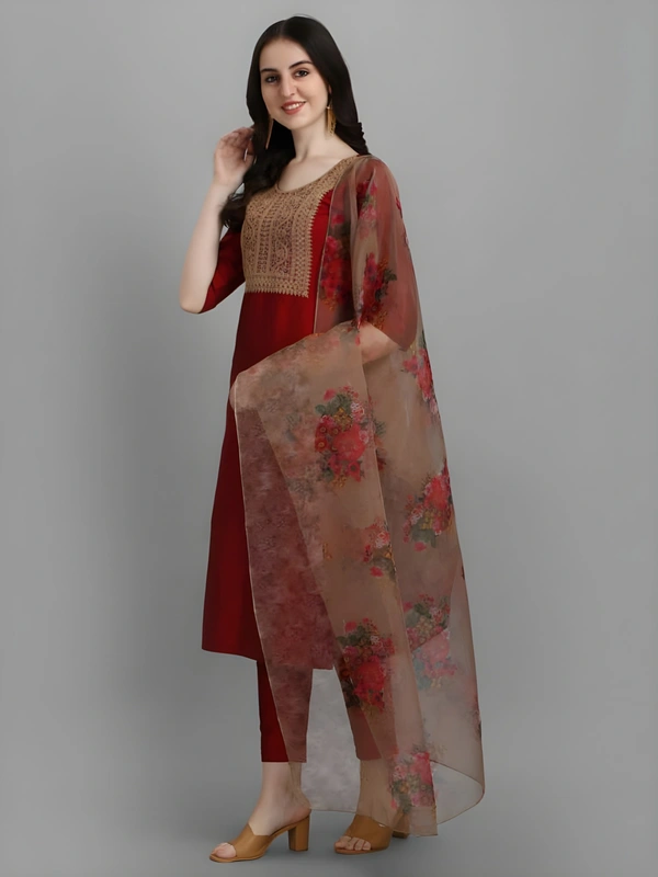 99 Fashion Bazaar Kurta Set in Silk Blend Fabric with Printed Dupatta. - Bright Red, XXL