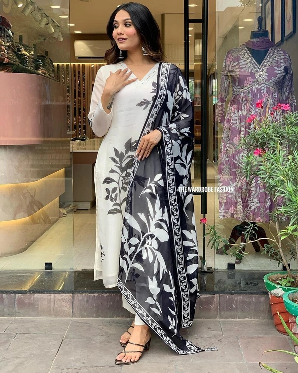 99 Fashion Bazaar Straight Kurti Set in Printed Organza with Printed Dupatta.  - White, M