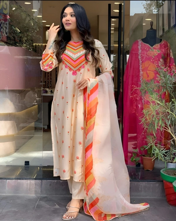 99 Fashion Bazaar Kurti Set with Dupatta in Crepe Fabric in Hand Embroidery - Zombie, XXL
