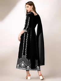 99 Fashion Bazaar Women's Chikankari Kurta with Dupatta Set - Black, L