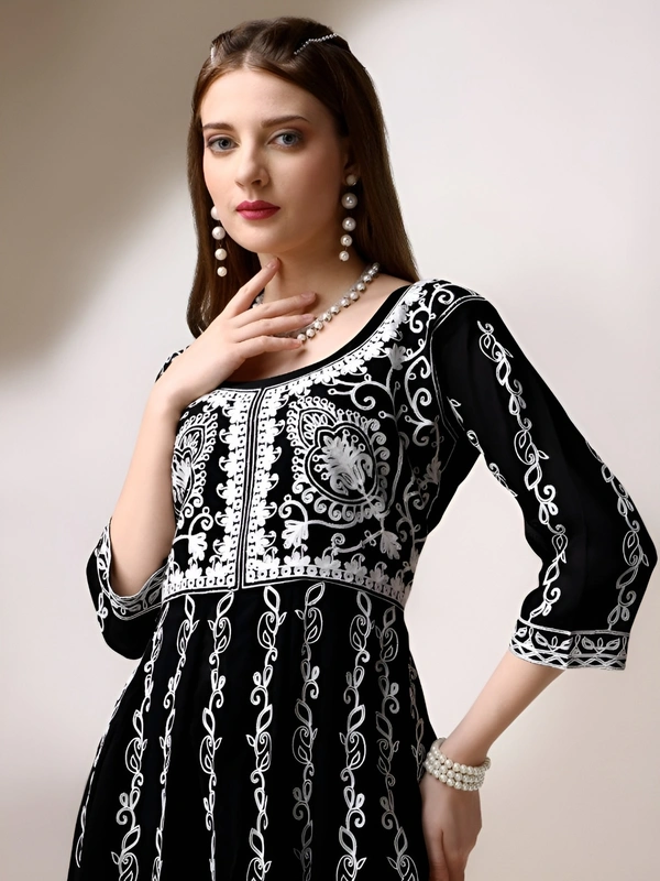 99 Fashion Bazaar Women's Chikankari Kurta with Dupatta Set - Black, L