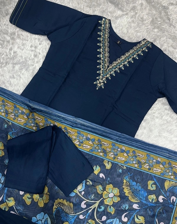 99 Fashion Bazaar Kurti Set with Dupatta in Viscose Chanderi Fabric with Embroidery.  - Minsk, XXL