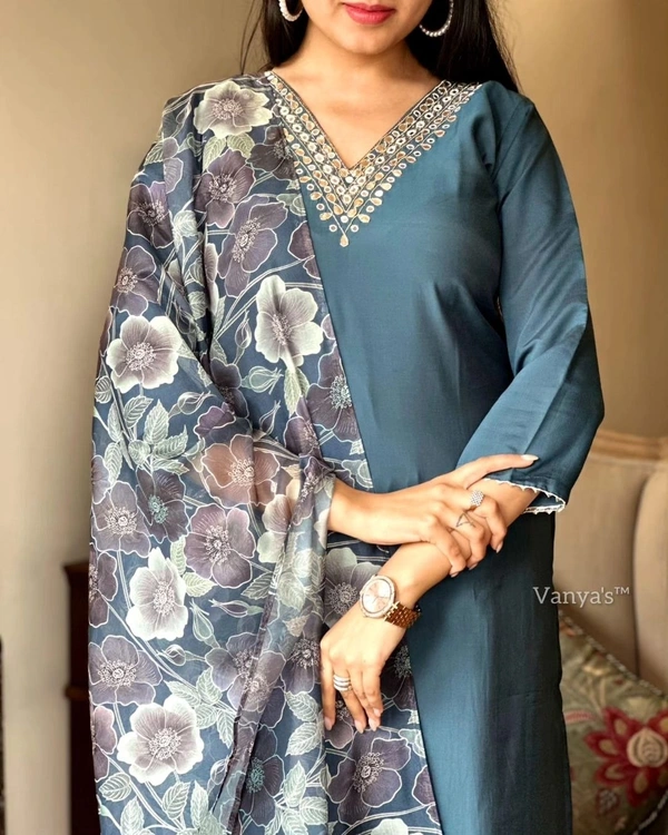 99 Fashion Bazaar Straight Kurti Emboridery Set in Viscose Chanderi Fabric with Printed Dupatta.  - Genoa, XXL