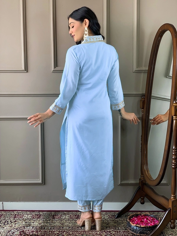 99 Fashion Bazaar Women Embroidered Viscose Silk Blend kurta Pant Dupatta set - Bright Turquoise, L