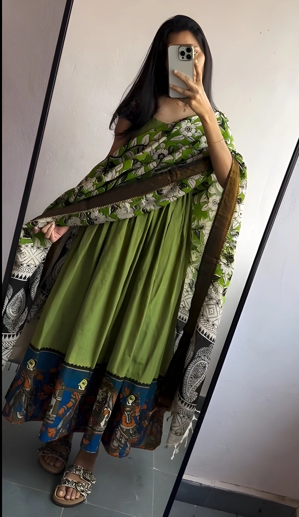 99 Fashion Bazaar Gown Set with Dupatta in Pure Cotton - Japanese Laurel, S
