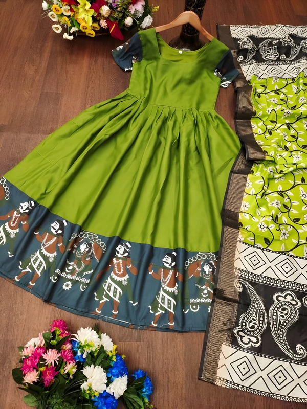 99 Fashion Bazaar Gown Set with Dupatta in Pure Cotton - Japanese Laurel, M