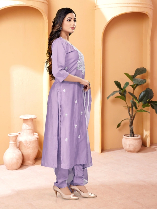 99 Fashion Bazaar Straight Kurti Set in Viscose Chanderi with Embroidery Neck Yoke and Shibori Print Dupatta.  - Lavender Rose, XXL