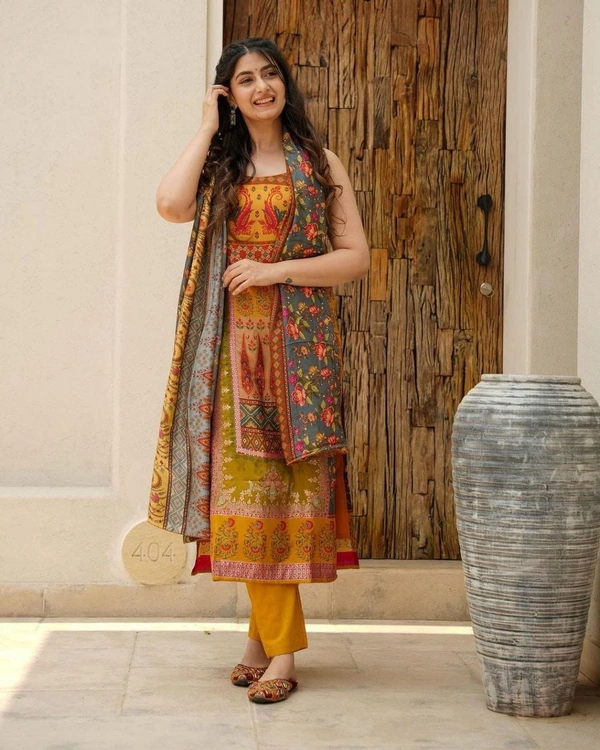 99 Fashion Bazaar Kurti Set with Dupatta In Viscose Chanderi Fabric and Dupatta - Web Orange, M