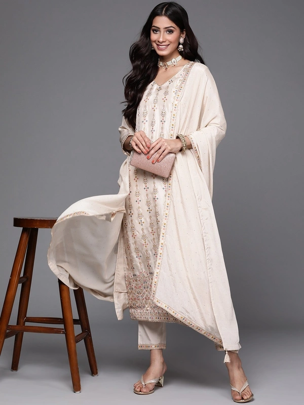 99 Fashion Bazaar Wedding Straight Kurti Set in Viscose Jacquard Fabric with Dupatta.  - Cararra, XL