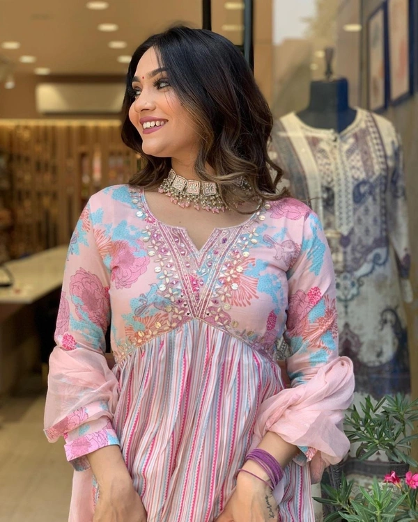 99 Fashion Bazaar Aliya Cut Kurti Set in Viscose Maslin  Fabric with Nazmin Dupatta.  - Beauty Bush, M