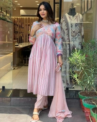 99 Fashion Bazaar Aliya Cut Kurti Set in Viscose Maslin  Fabric with Nazmin Dupatta.  - Beauty Bush, M