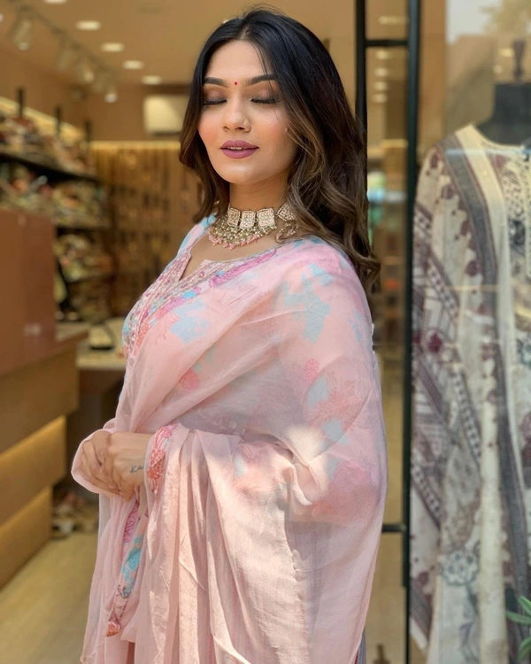 99 Fashion Bazaar Aliya Cut Kurti Set in Viscose Maslin  Fabric with Nazmin Dupatta.  - Beauty Bush, M
