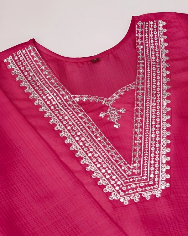 99 Fashion Bazaar Kurta Set with Dupatta in Cotton Fabric  - Razzmatazz, M