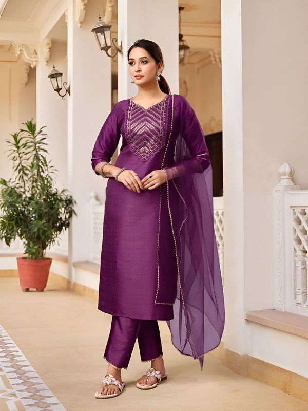 99 Fashion Bazaar Kurta Set with Dupatta in Cotton Fabric  - Cardinal Pink, L